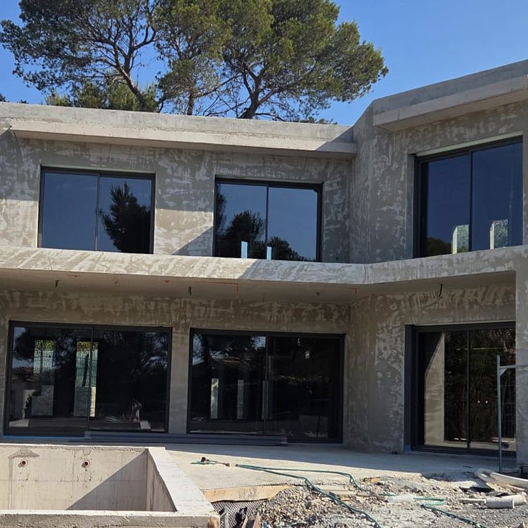 Construction villa neuve à Boulouris (Saint-Raphaël) par ARS Habitat